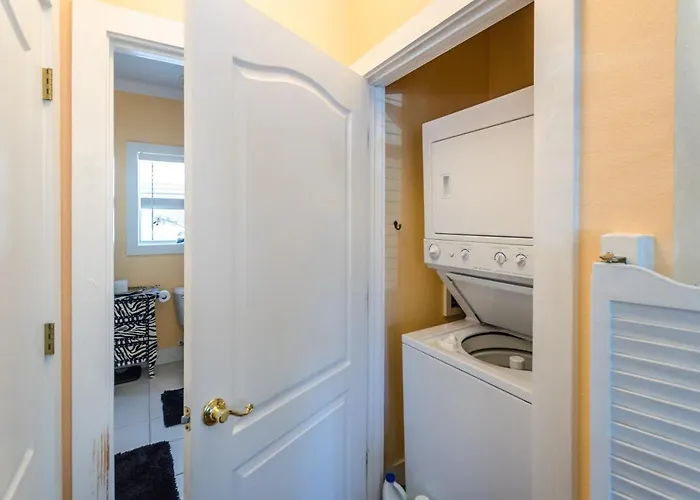 Five O'clock Somewhere 4bd By Pkrm Apartment *